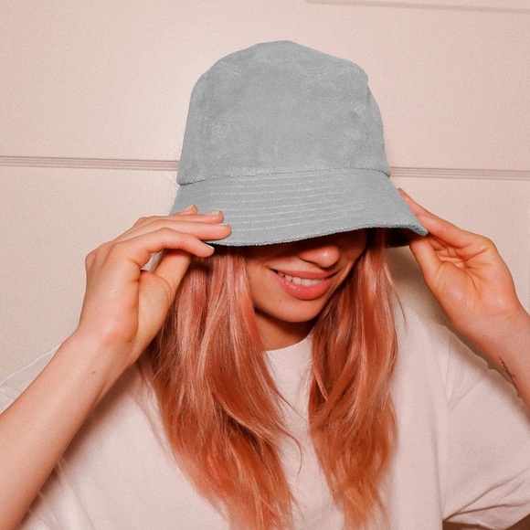 Embroidered Corduroy Bucket Hat Urban Outfitters In 2021 Cute Hats Flower Bucket Hat Aesthetic Hats